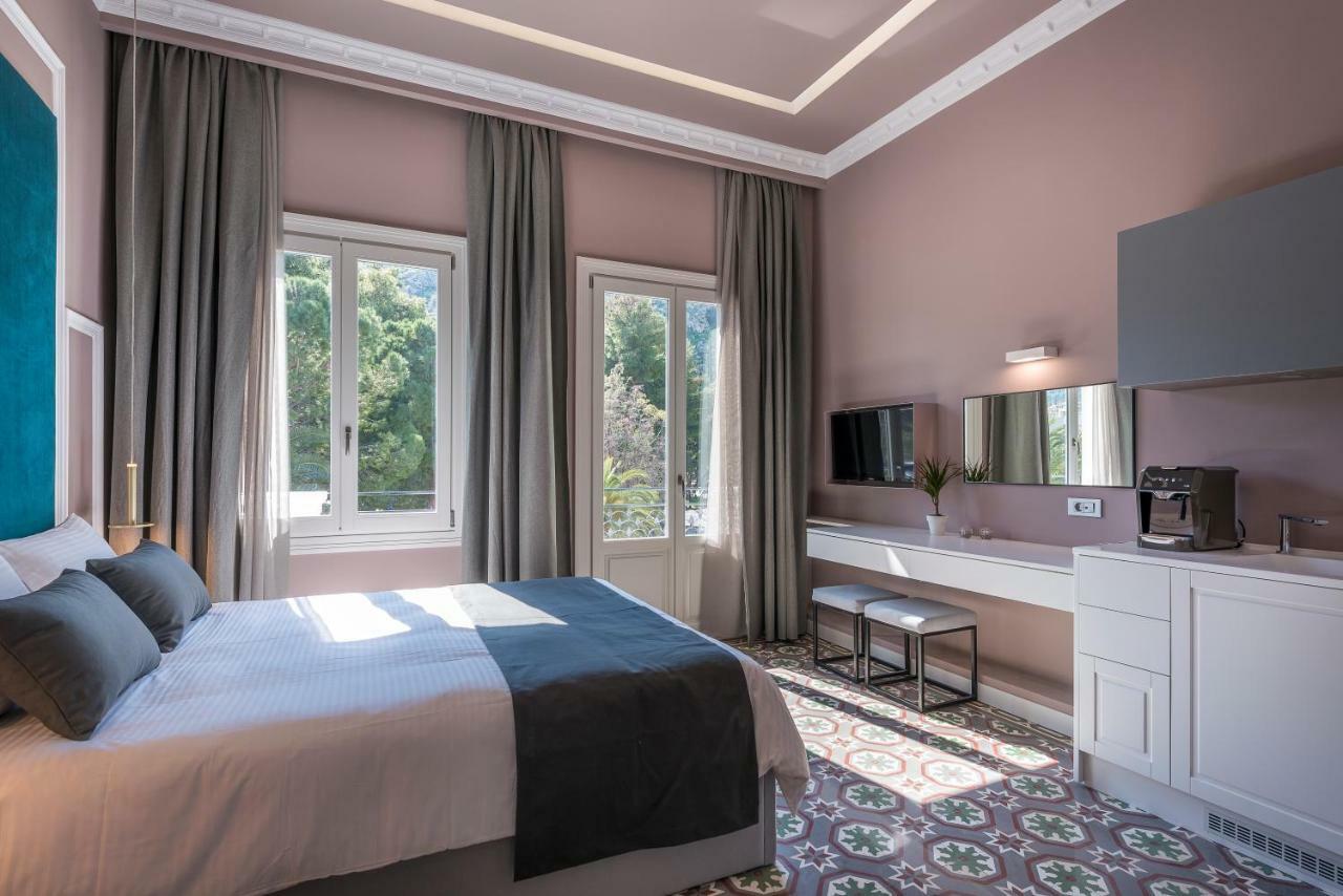 Lestel Boutique Suites Нафплион Екстериор снимка