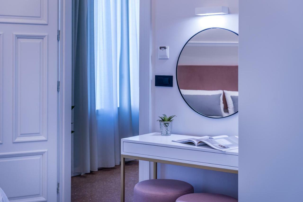 Lestel Boutique Suites Нафплион Екстериор снимка